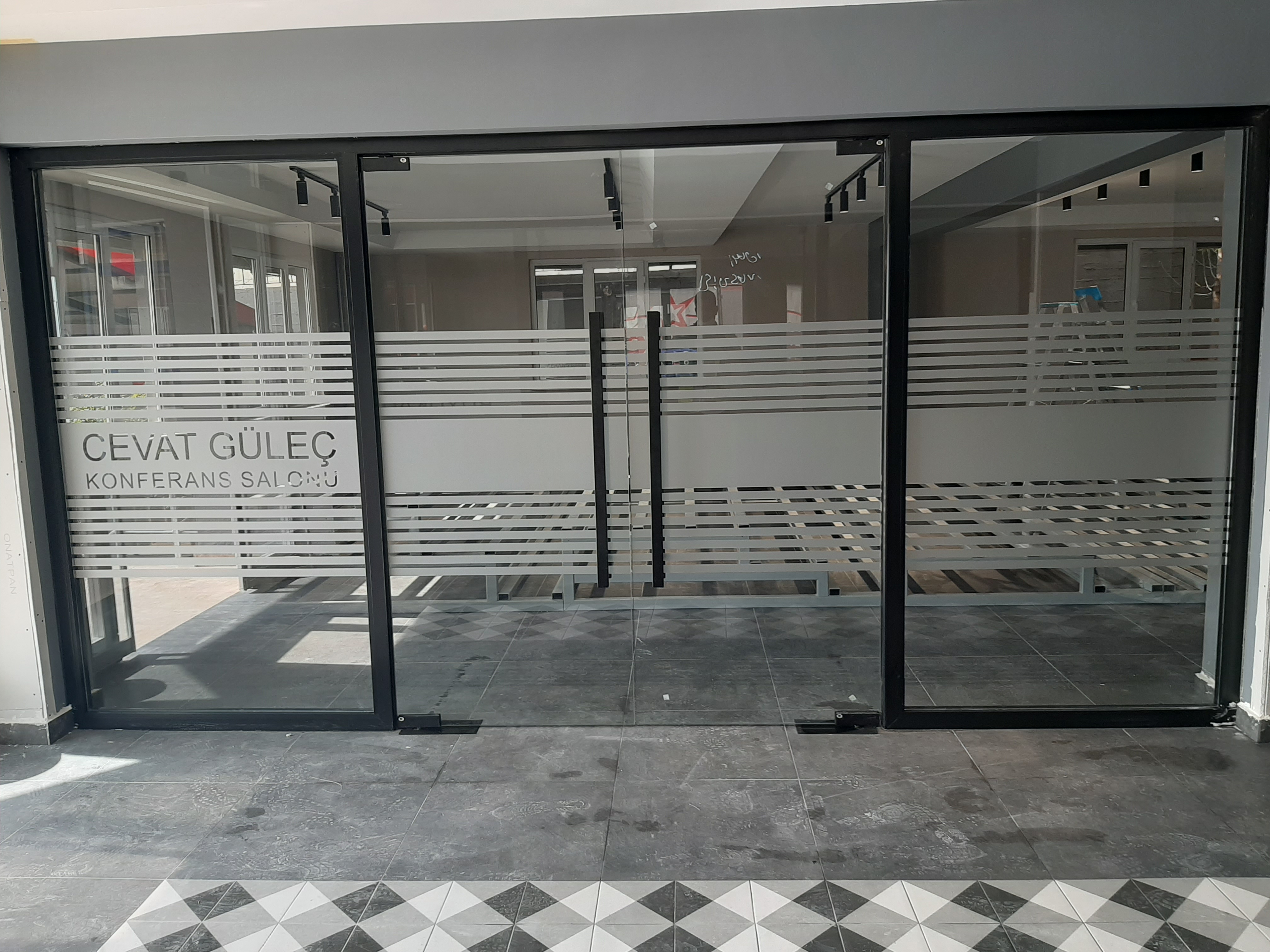 kumlama cam giydirme ( buzlu folyo )